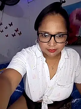 Snapshot of Angelly_ricura chatting on 03-01-26, 04:36 Angelly ricura online show from 03-01-26, 04:36