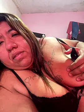 Wenlop online show from 10-11-25, 03:32