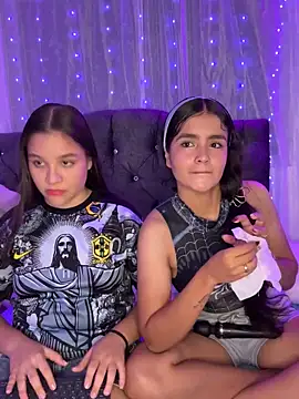 Ashley and Zoe online show from 09-11-25, 10:54