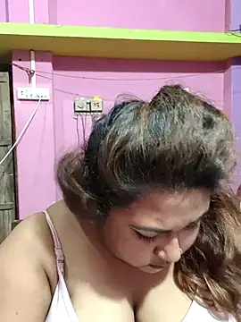 Snapshot of hotbhabhi011 chatting on 09-25-25, 04:11 hotbhabhi011 online show from 09-25-25, 04:11