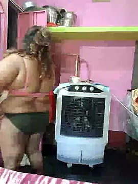 Snapshot of hotbhabhi011 chatting on 10-11-25, 03:50 hotbhabhi011 online show from 10-11-25, 03:50