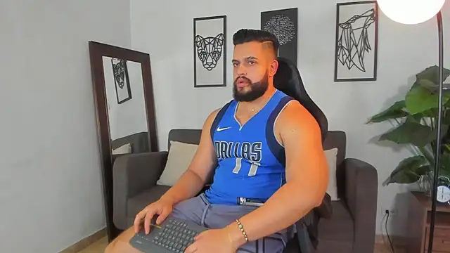 Justin kingX7 online show from 04-10-26, 04:06