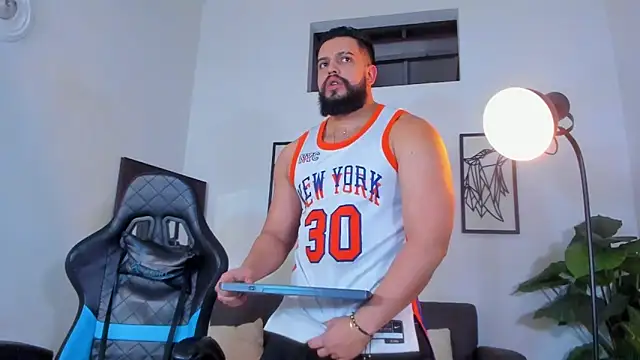 Justin kingX7 online show from 05-09-26, 04:50