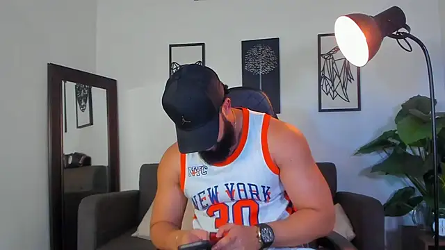 Justin kingX7 online show from 07-13-26, 04:37