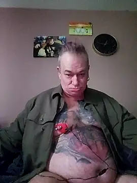 Snapshot of MysteriousToy4 chatting on 02-01-26, 12:48 MysteriousToy4 online show from 02-01-26, 12:48