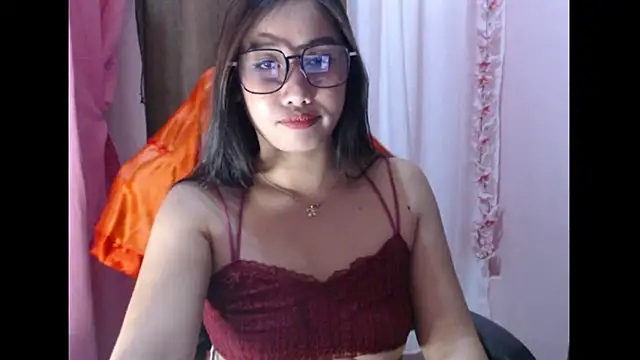 Snapshot of Chubby_HotLady chatting on 11-13-25, 05:45 Chubby HotLady online show from 11-13-25, 05:45