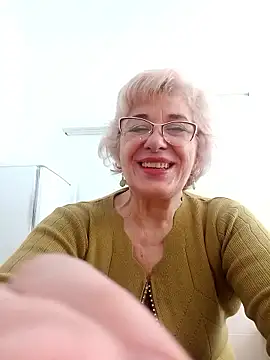 52MiaLove02 online show from 03-11-26, 06:08