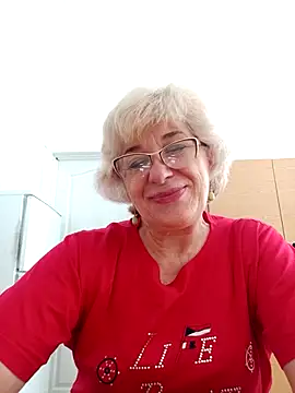 Snapshot of 52MiaLove02 chatting on 06-25-26, 04:56 52MiaLove02 online show from 06-25-26, 04:56
