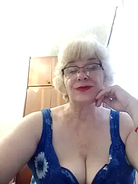 Snapshot of 52MiaLove02 chatting on 07-14-26, 03:55 52MiaLove02 online show from 07-14-26, 03:55