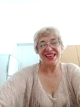 Snapshot of 52MiaLove02 chatting on 07-16-26, 05:02 52MiaLove02 online show from 07-16-26, 05:02
