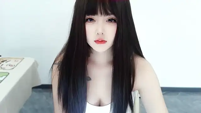 -caicai online show from 10-11-25, 02:44