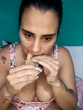 kariciasecreta online show from 03-26-26, 04:34