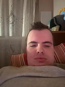 Snapshot of marik_goldd chatting on 09-16-25, 08:10 marik goldd online show from 09-16-25, 08:10