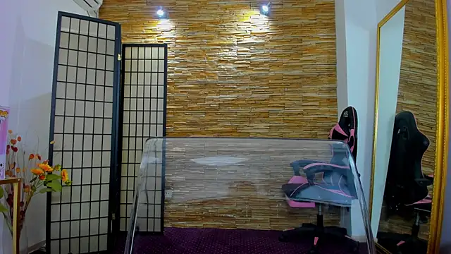 Jelly Bee online show from 12-18-25, 08:15