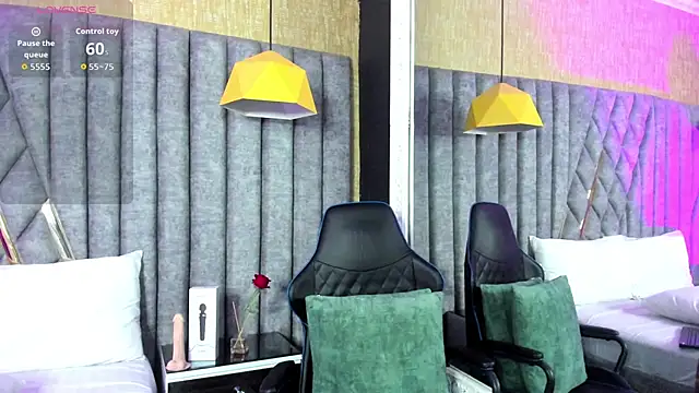 SkylerBloomm online show from 02-18-26, 03:13