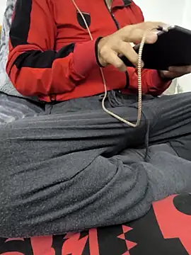 yazinyazin1 online show from 11-22-25, 02:21