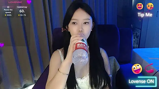 Eoov online show from 10-24-25, 01:35