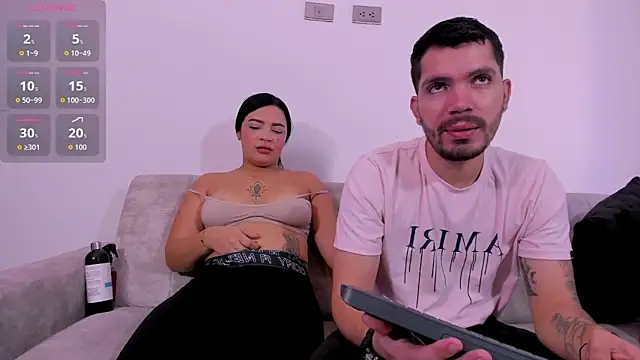 Snapshot of aronandluna chatting on 09-17-25, 02:19 aronandluna online show from 09-17-25, 02:19