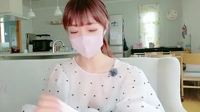 Snapshot of SUZU_1201 chatting on 07-11-26, 01:19 SUZU 1201 online show from 07-11-26, 01:19