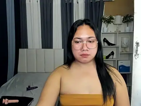 TsUncutKaren online show from 03-08-26, 02:04