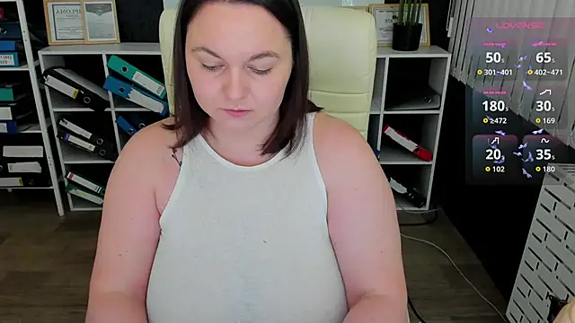  feel me  online show from 02-06-26, 01:54