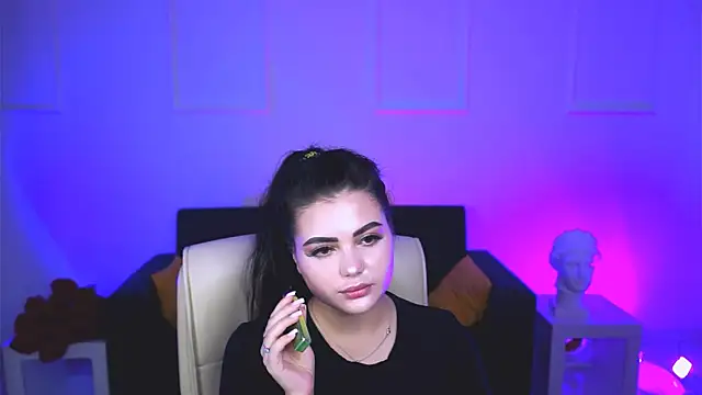 NaomiWilsons online show from 09-13-25, 10:15