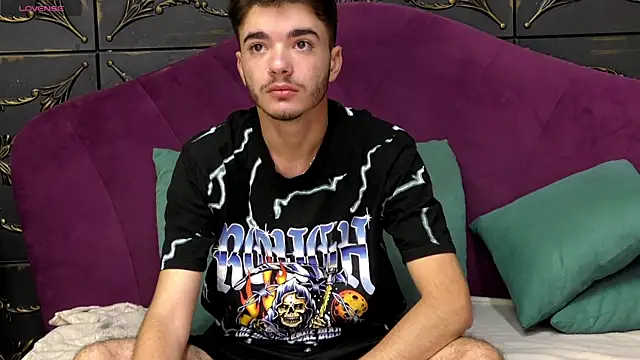 Snapshot of LextasyScott chatting on 09-25-25, 05:00 LextasyScott online show from 09-25-25, 05:00