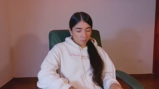 Aurora jones11 online show from 12-02-25, 03:45