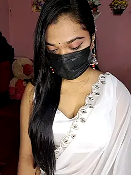 ariya-03 online show from 06-23-26, 08:07