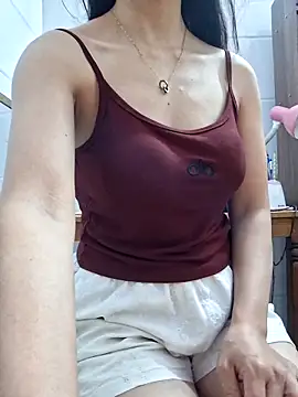 Snapshot of LazdyLy chatting on 11-02-25, 03:47 LazdyLy online show from 11-02-25, 03:47