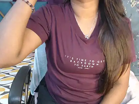 Snapshot of hot_riaa25 chatting on 02-25-26, 05:00 hot riaa25 online show from 02-25-26, 05:00