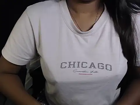Snapshot of hot_riaa25 chatting on 06-11-26, 05:55 hot riaa25 online show from 06-11-26, 05:55