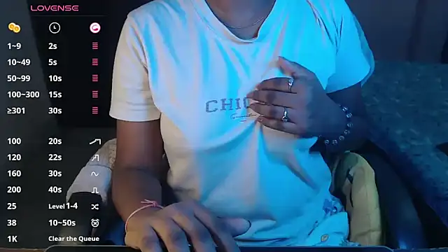 Snapshot of hot_riaa25 chatting on 07-23-26, 06:06 hot riaa25 online show from 07-23-26, 06:06