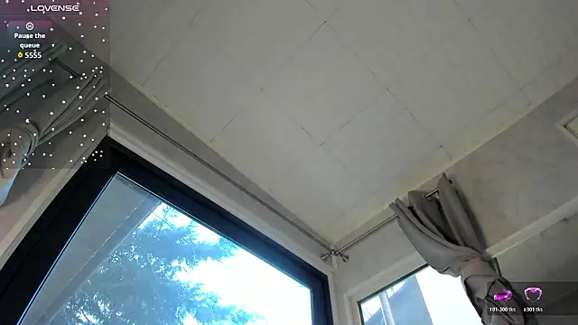 Ella Vee online show from 03-04-26, 05:46