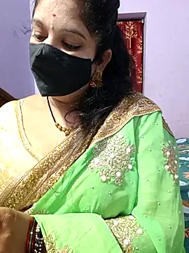 Snapshot of luci-queen chatting on 09-10-25, 07:03 luci-queen online show from 09-10-25, 07:03