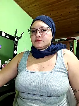 Snapshot of zulaija_masih chatting on 09-23-25, 01:19 zulaija masih online show from 09-23-25, 01:19