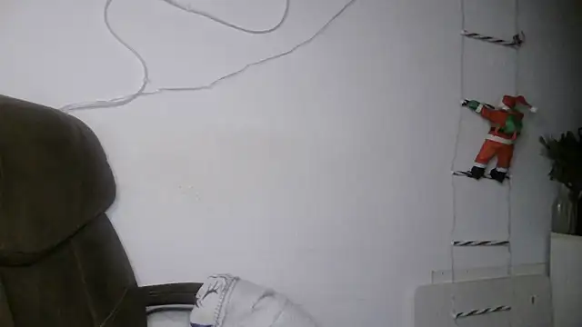 MartaXLove online show from 12-15-25, 01:37