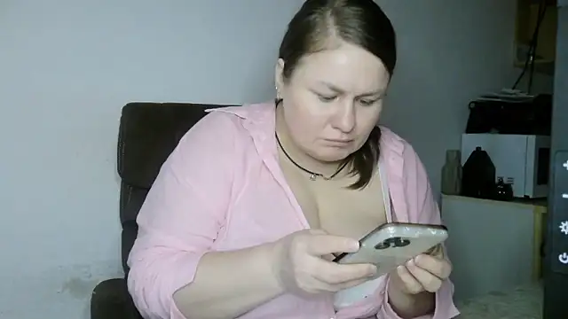 MartaXLove online show from 04-15-26, 07:58