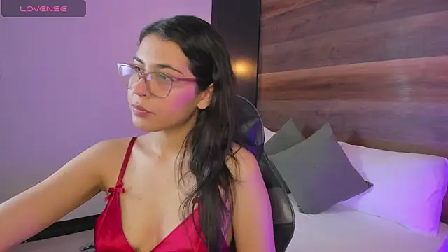 desireee  online show from 03-06-26, 12:45