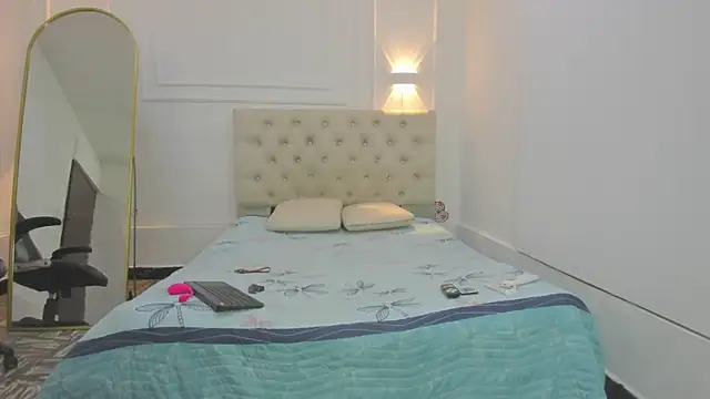 charlotte dante212 online show from 02-20-26, 03:58