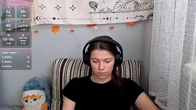 CutieAnny online show from 11-22-25, 06:34