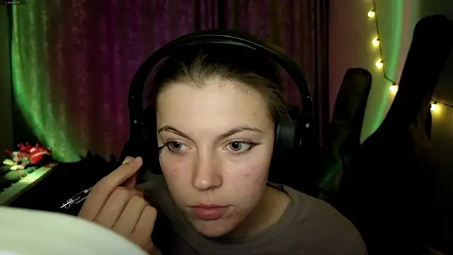 CutieAnny online show from 03-29-26, 08:09