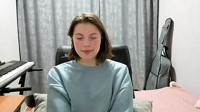 CutieAnny online show from 05-29-26, 09:35
