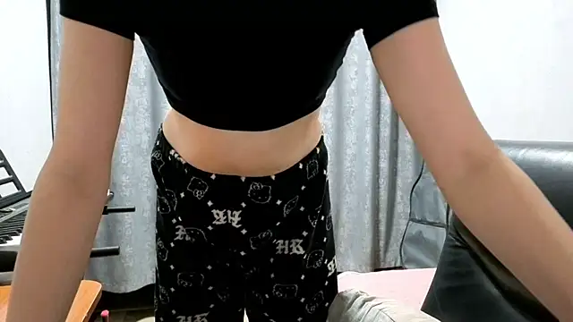 CutieAnny online show from 06-05-26, 10:15