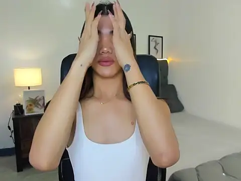 CassieSommereux online show from 11-26-25, 11:50