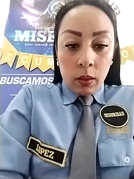 CRISTAL  11 online show from 11-15-25, 01:51