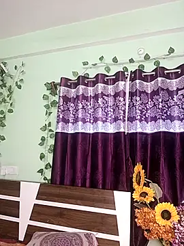 V-Hot-Sweti online show from 09-17-25, 03:30