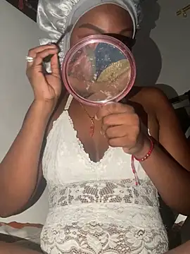 zaracollins01 online show from 11-08-25, 06:51