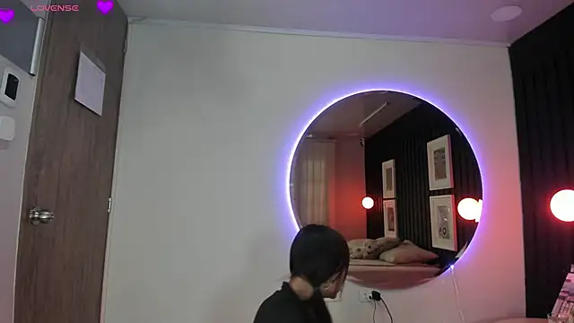 Manelyk evanss  online show from 04-14-26, 04:57