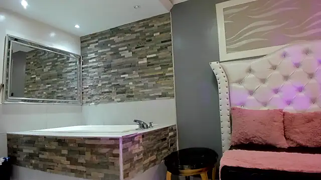 Snapshot of _camila_ortiz chatting on 10-01-25, 07:31 camila ortiz online show from 10-01-25, 07:31